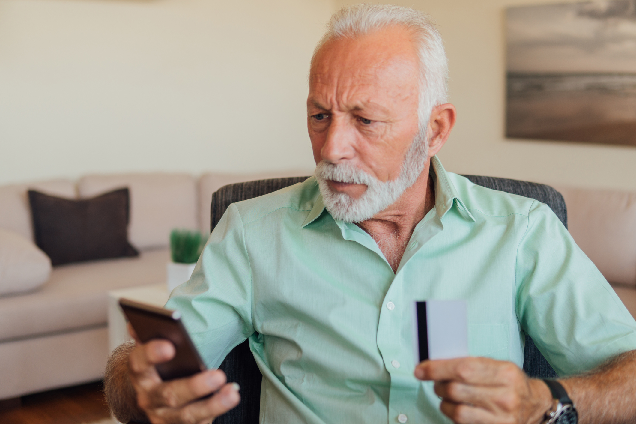 Mature man buying on the internet
